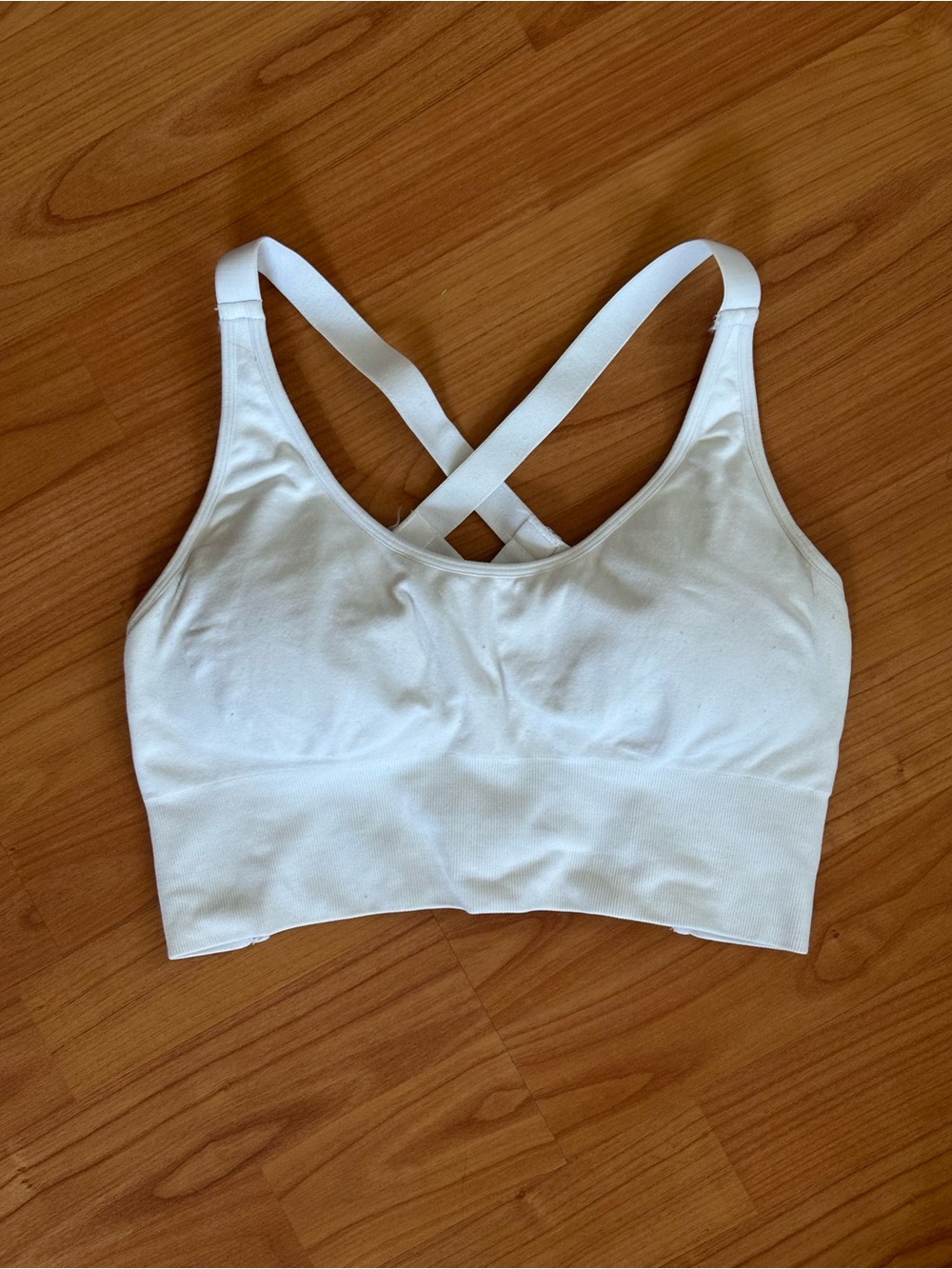 White Enchant Seamless Bra size Small - Picture 3 of 6